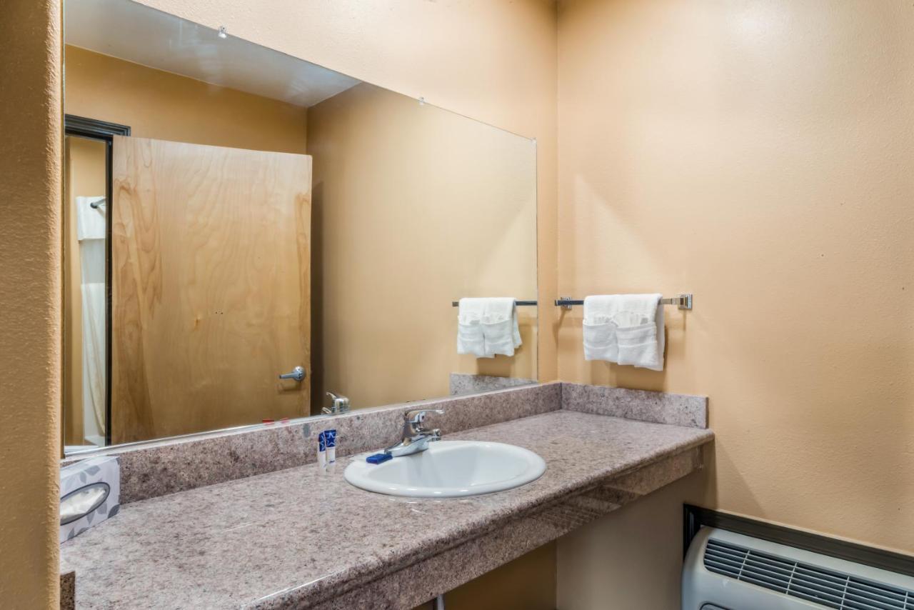 Americas Best Value Inn - Ukiah Exteriör bild
